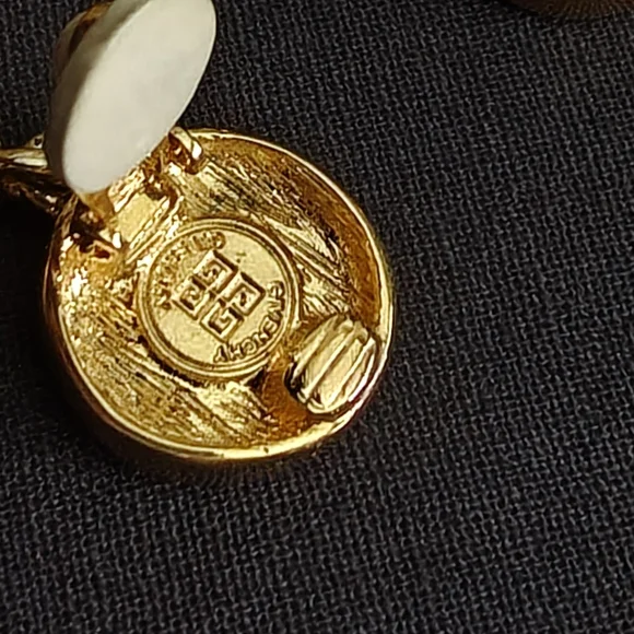 🐢 Authentic Givenchy Gold Doorknocker Clip On Earrings - Picture 13 of 15